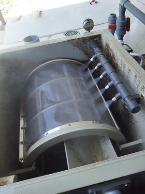 55 kg Weight Koi Pond Recirculating Aquaculture Drum Filter Made of HDPE PP Material